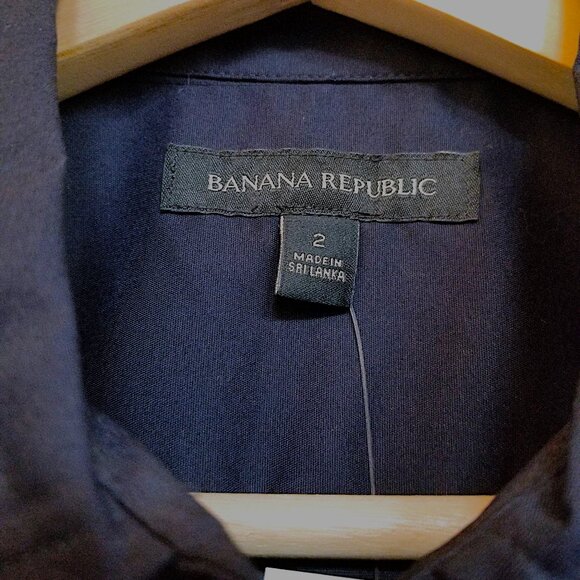 NWT Tailored Ruffle Button-Up - Picture 2 of 5